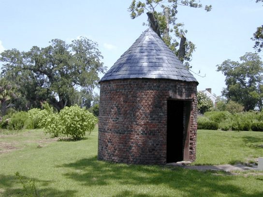 brick smoke house